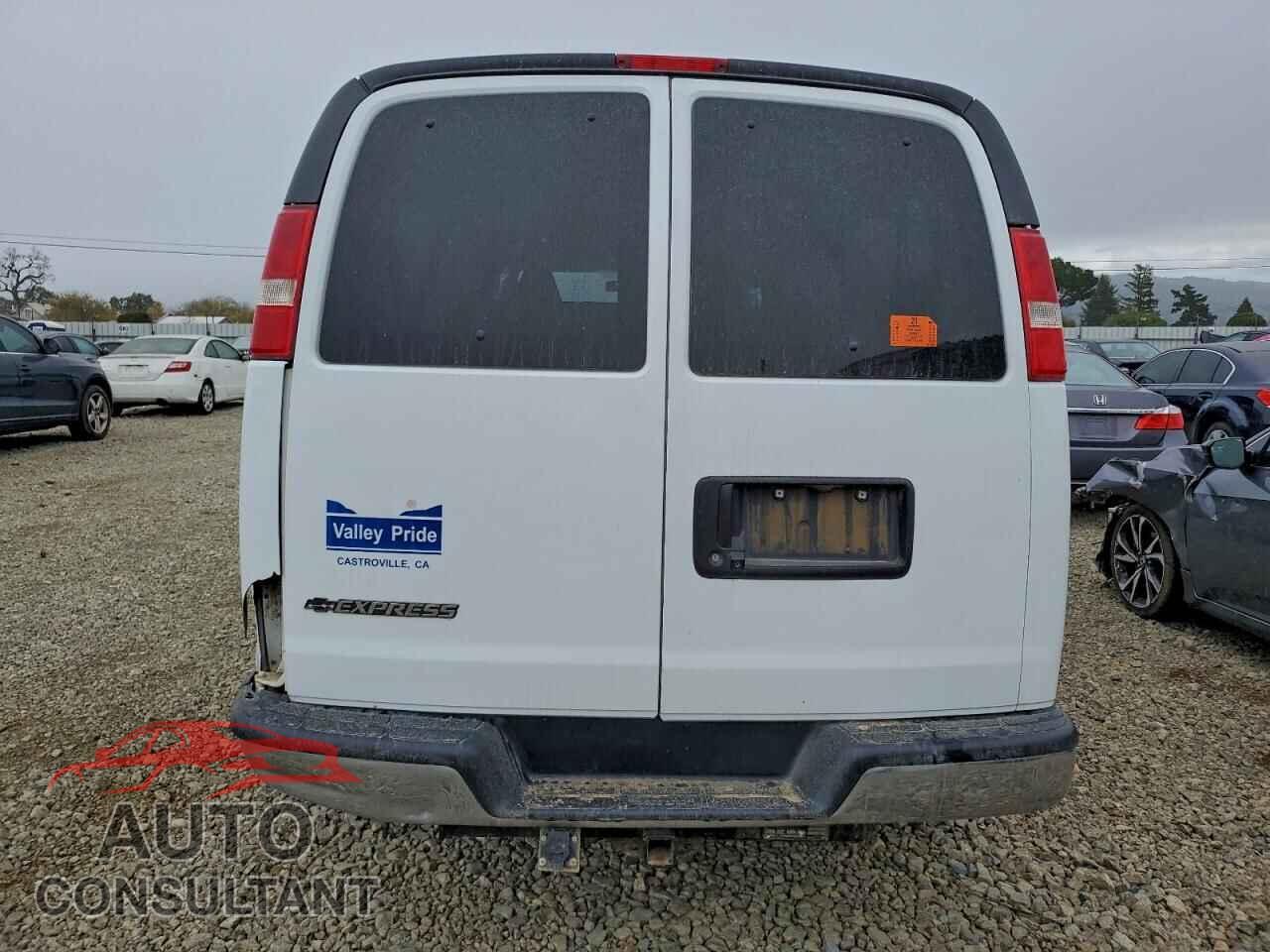 CHEVROLET EXPRESS 2018 - 1GAZGPFG3J1265953