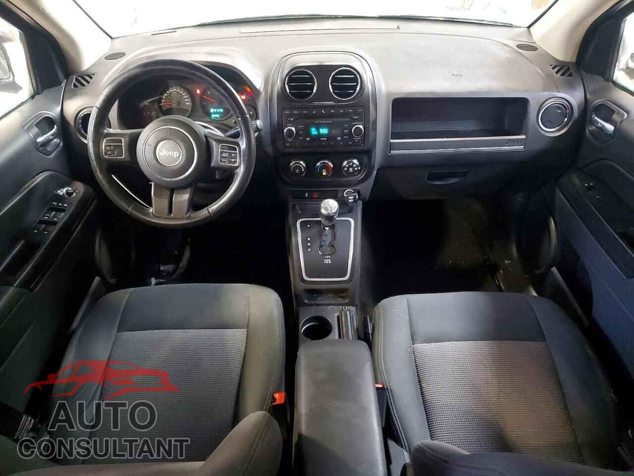 JEEP COMPASS 2013 - 1C4NJCAB3DD201412