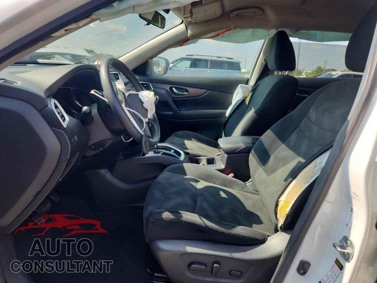 NISSAN ROGUE 2015 - 5N1AT2MT5FC885147