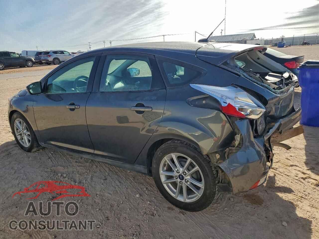 FORD FOCUS 2017 - 1FADP3K27HL217932