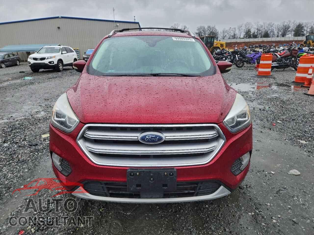 FORD ESCAPE 2017 - 1FMCU9J97HUB48164