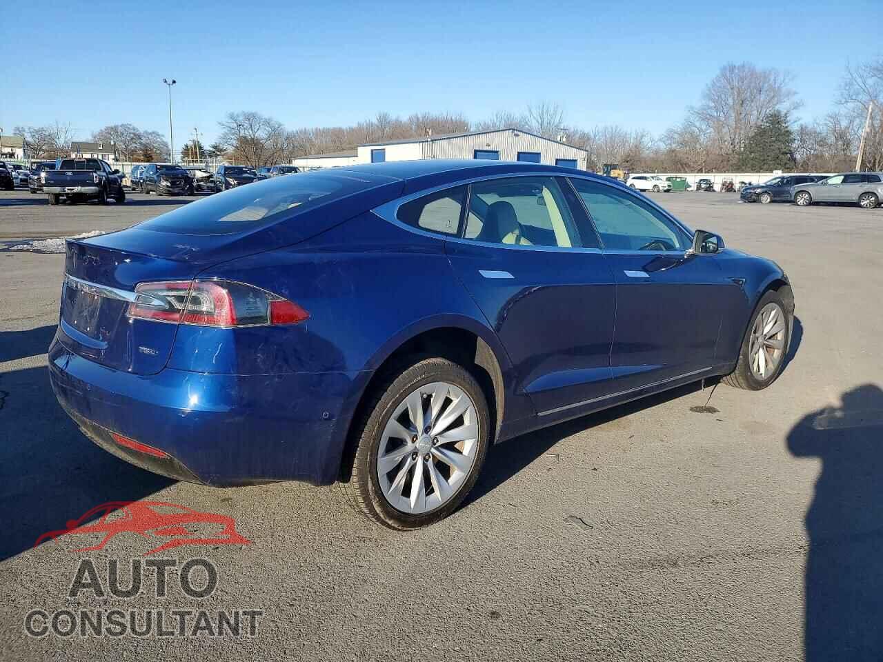 TESLA MODEL S 2017 - 5YJSA1E2XHF184401