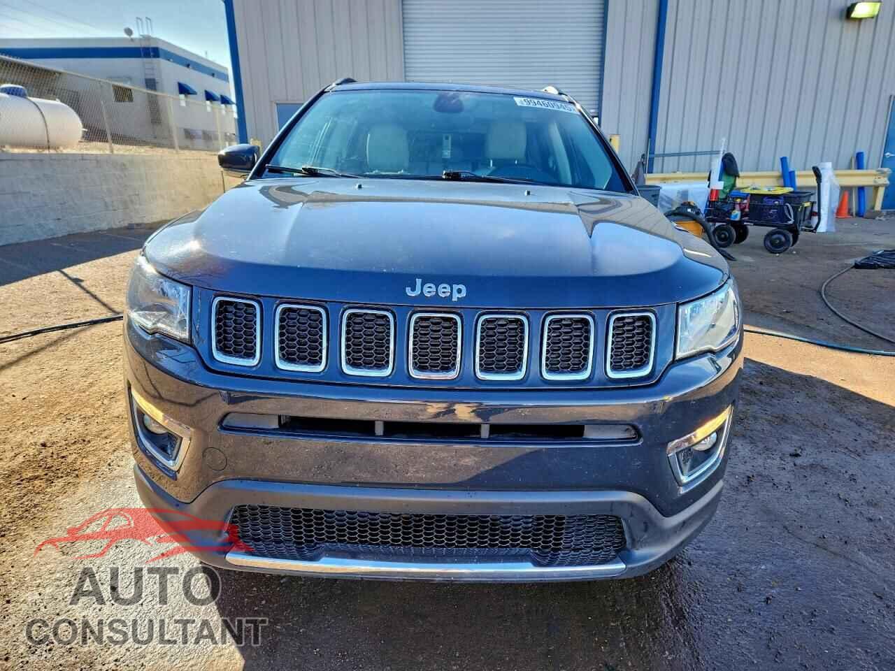 JEEP COMPASS 2018 - 3C4NJDCBXJT201643
