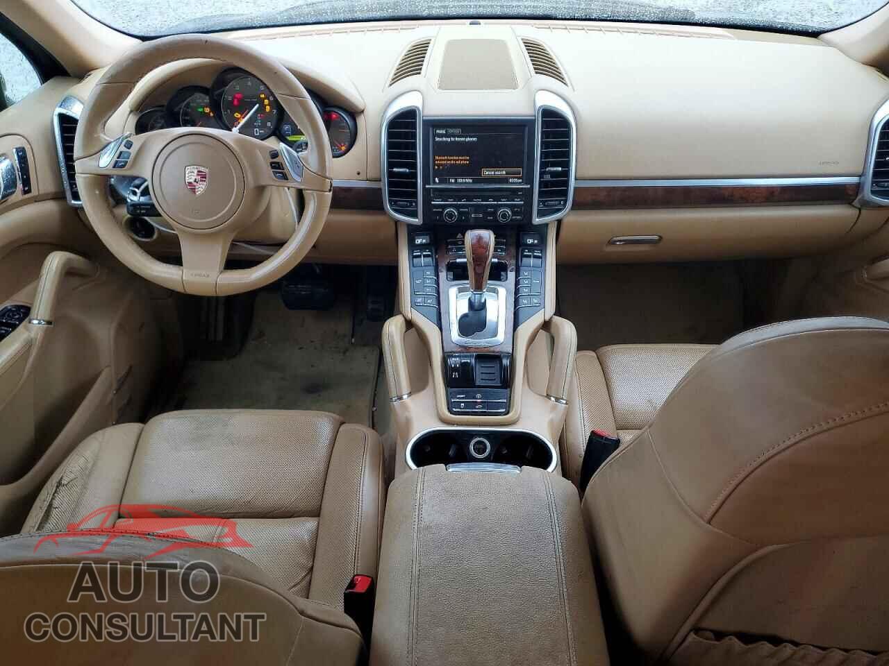 PORSCHE CAYENNE 2012 - WP1AA2A20CLA03365
