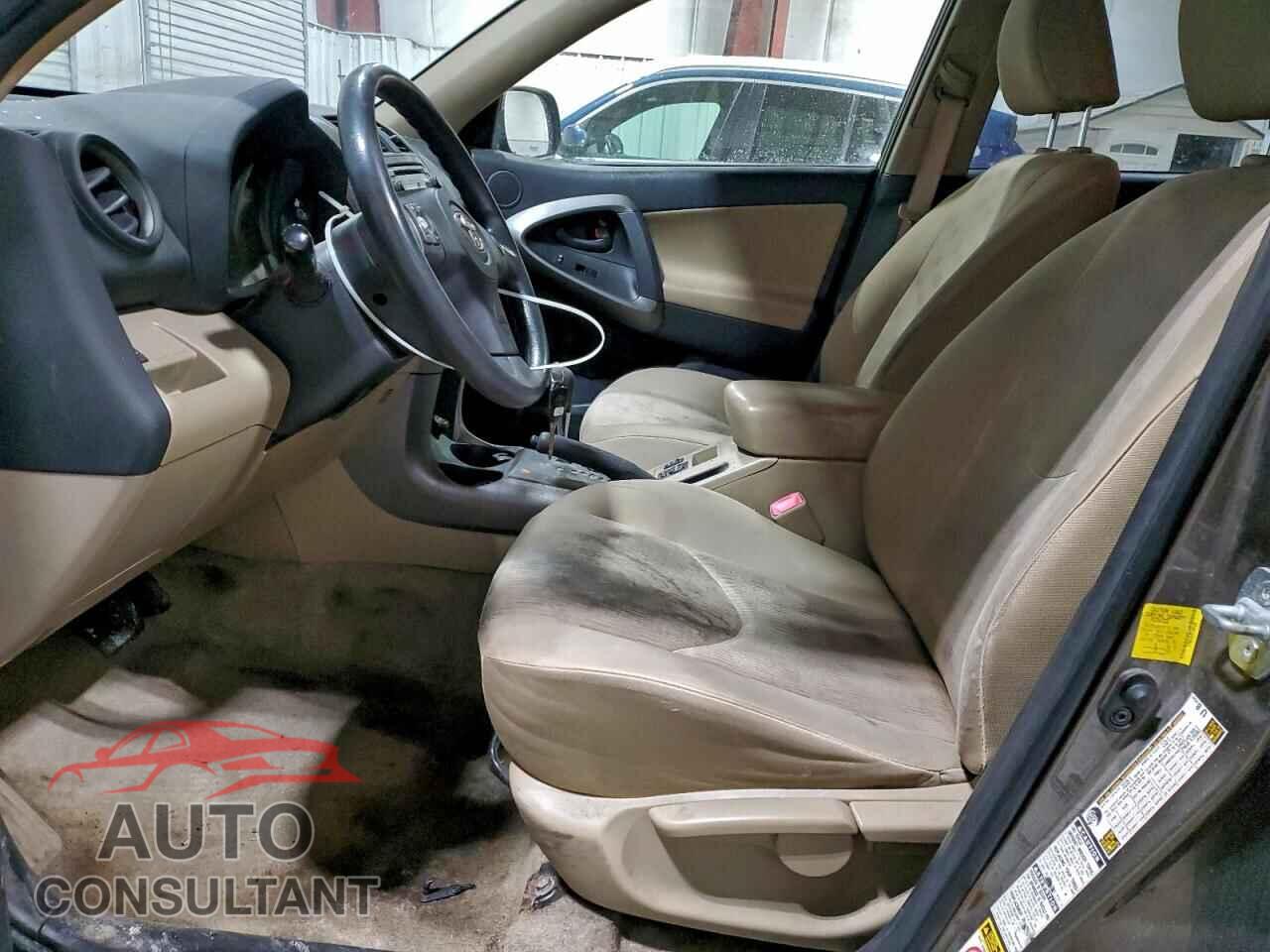 TOYOTA RAV4 2012 - JTMBF4DV3CD045466