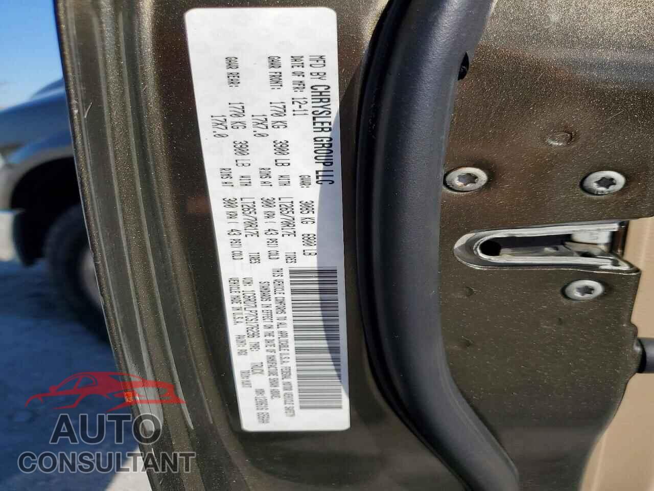DODGE RAM 1500 2012 - 1C6RD7LP7CS176296