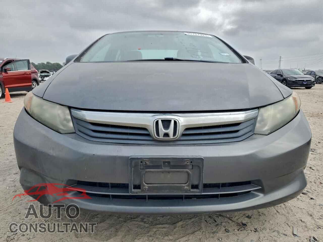 HONDA CIVIC 2012 - 2HGFB2F52CH328993