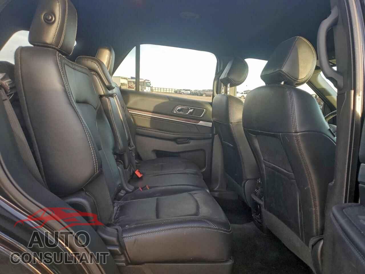 FORD EXPLORER 2017 - 1FM5K8F84HGC38573