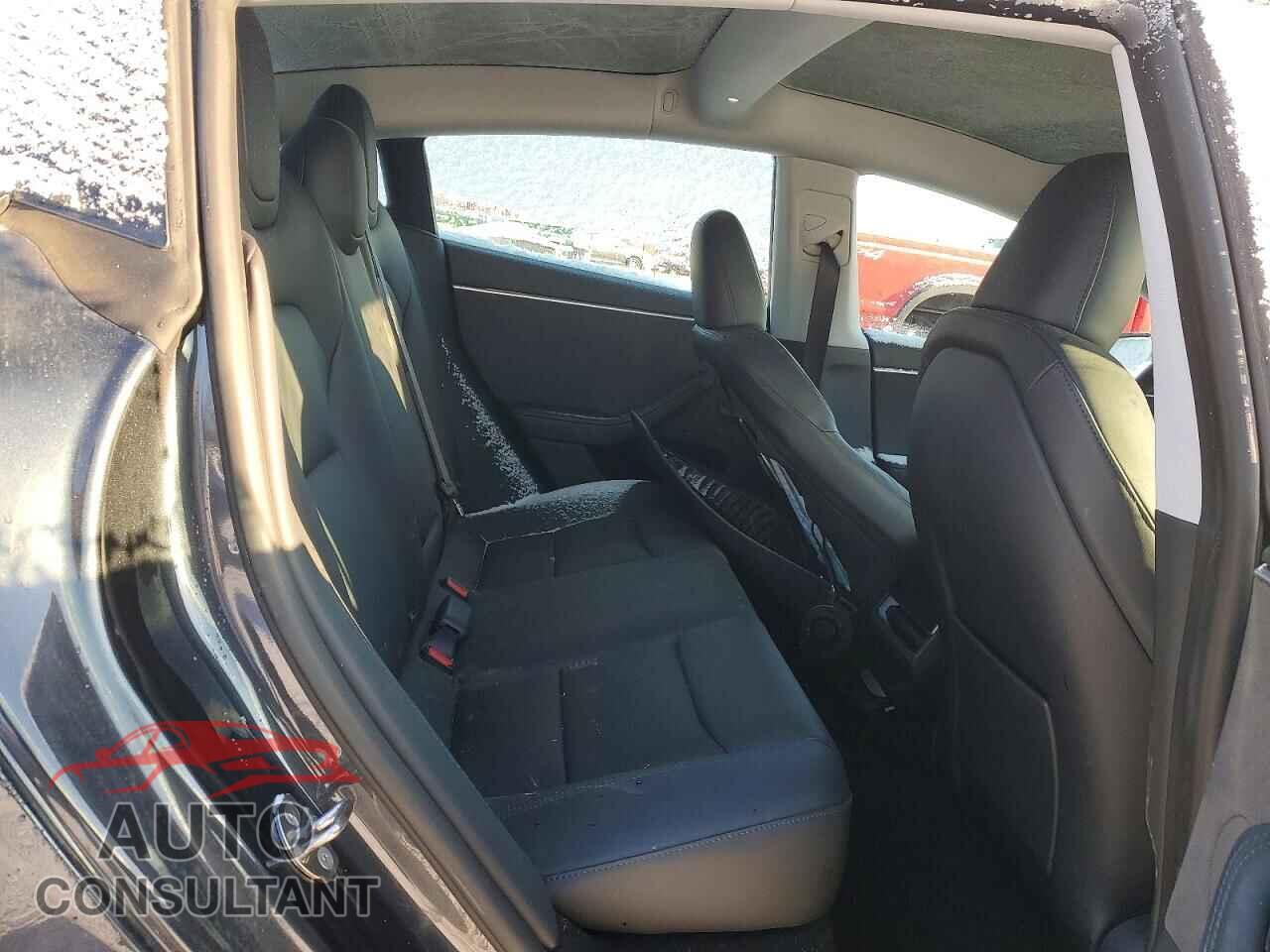 TESLA MODEL 3 2024 - 5YJ3E1EB7RF829886