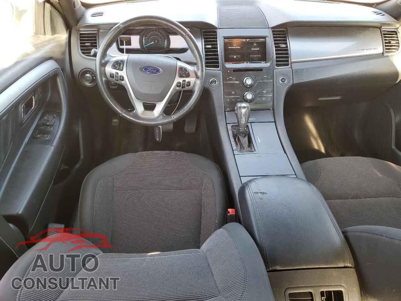 FORD TAURUS 2013 - 1FAHP2E85DG192401