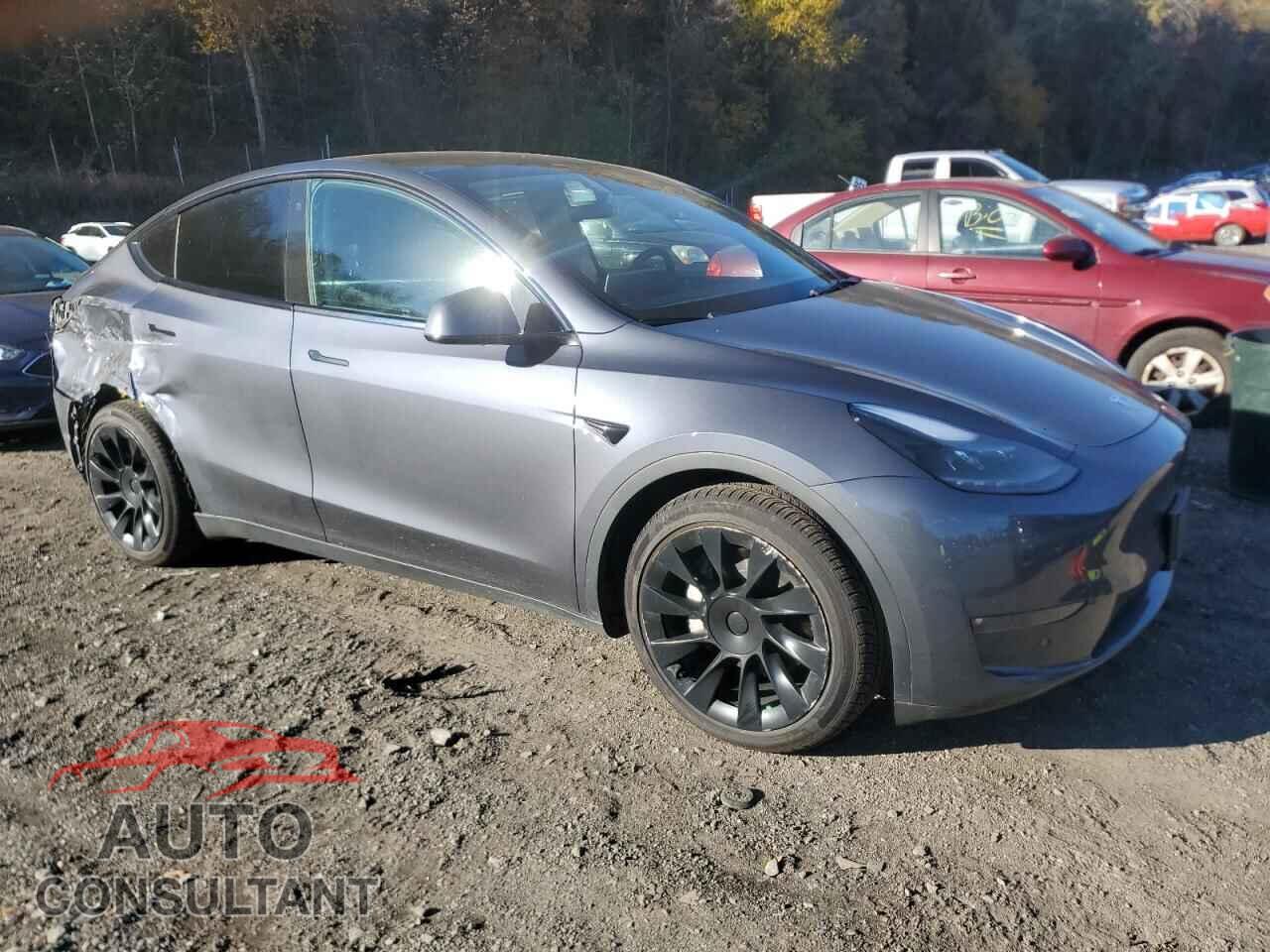 TESLA MODEL Y 2023 - 7SAYGDEE6PF785570
