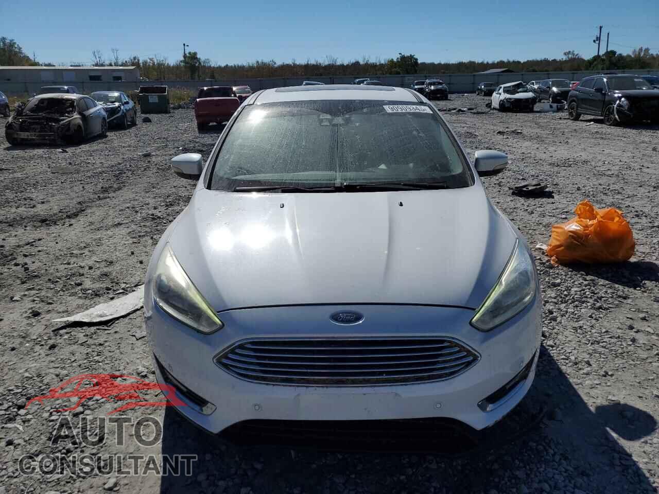 FORD FOCUS 2017 - 1FADP3N27HL222348