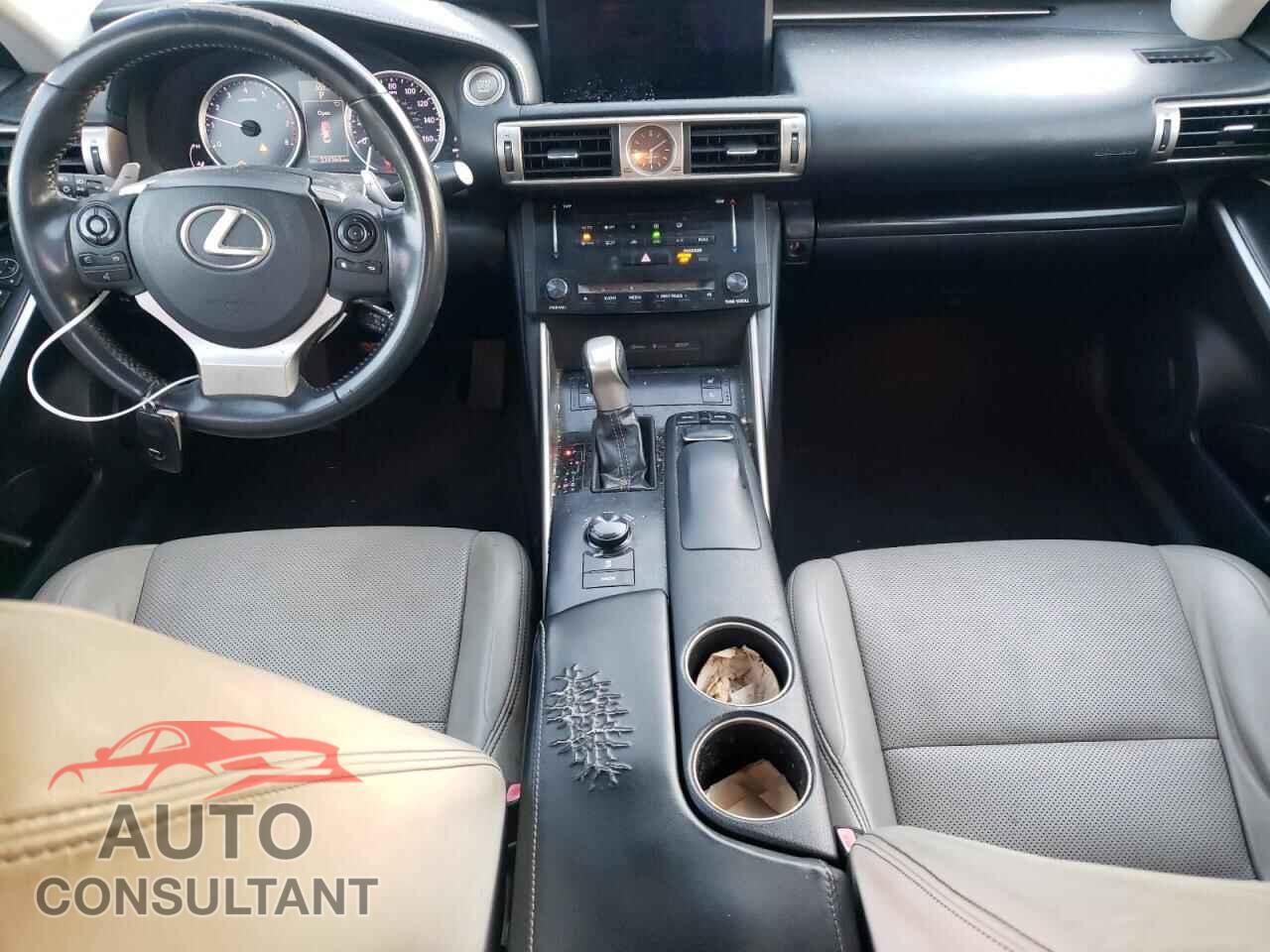LEXUS IS 2014 - JTHBE1D28E5004804
