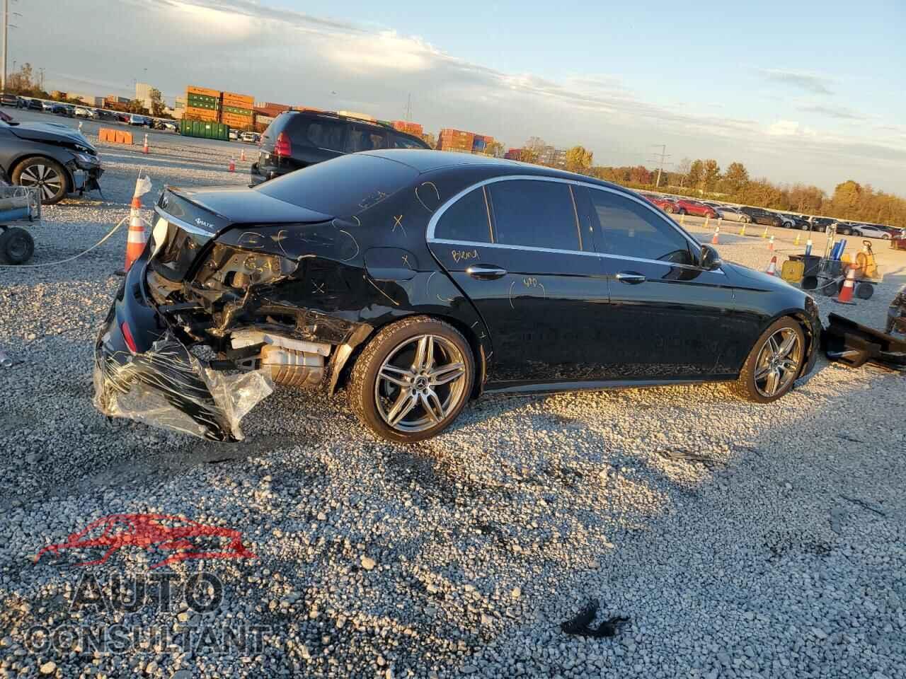 MERCEDES-BENZ E-CLASS 2017 - WDDZF4KBXHA240177