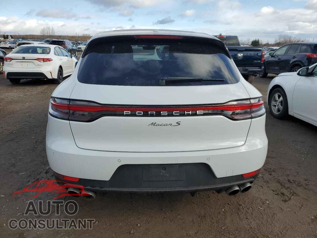 PORSCHE MACAN 2021 - WP1AB2A52MLB37044