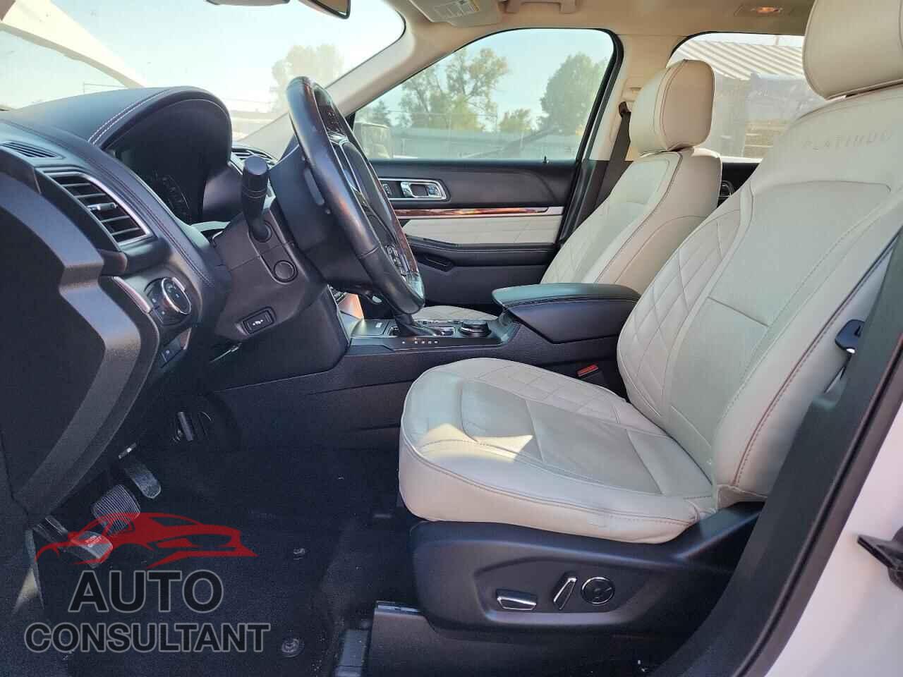FORD EXPLORER 2017 - 1FM5K8HTXHGA11633
