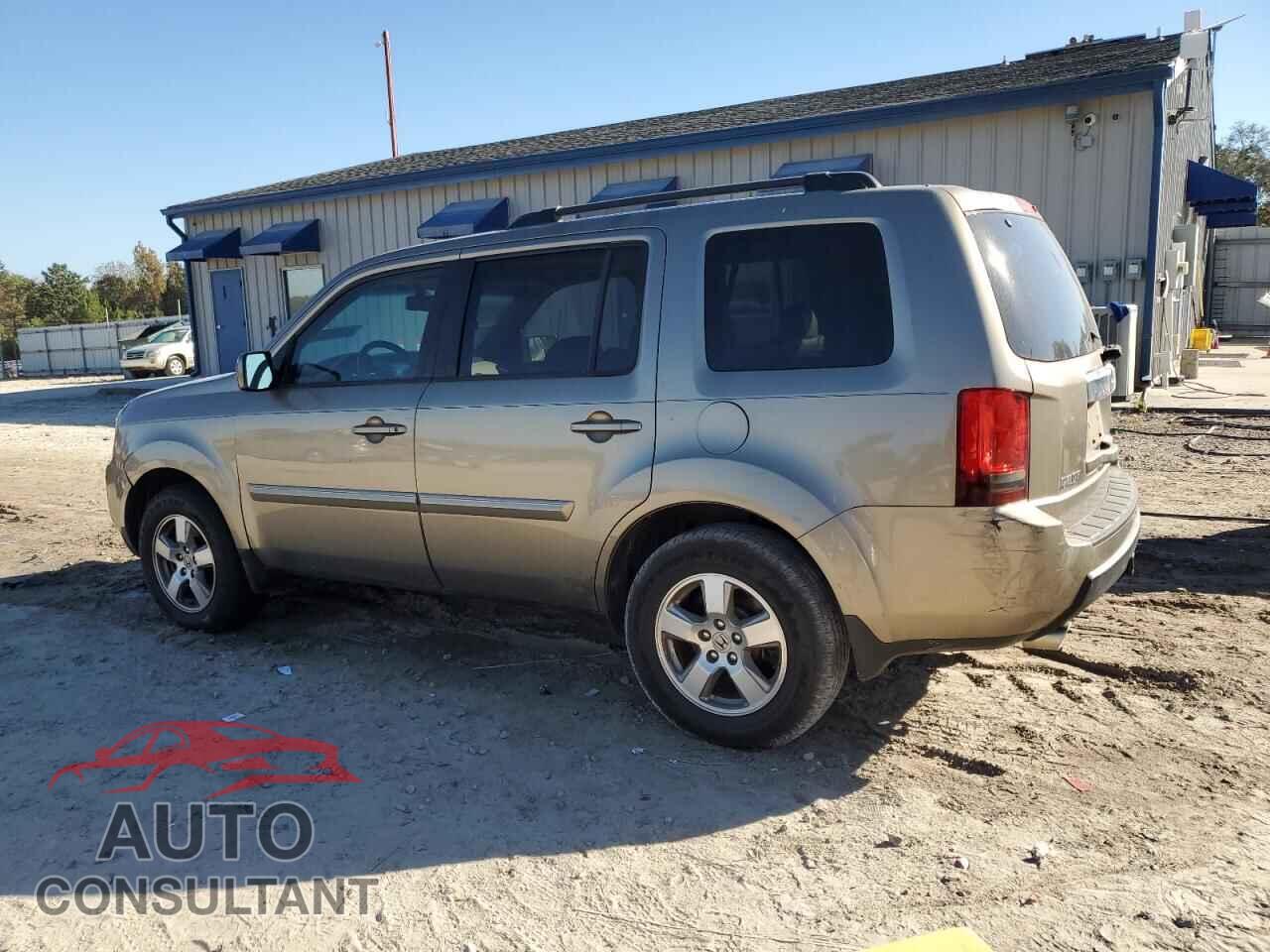HONDA PILOT 2011 - 5FNYF3H50BB022717