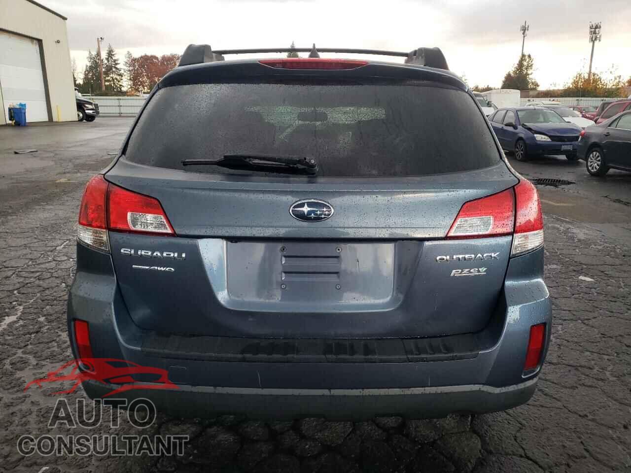 SUBARU OUTBACK 2013 - 4S4BRBKC2D3230737