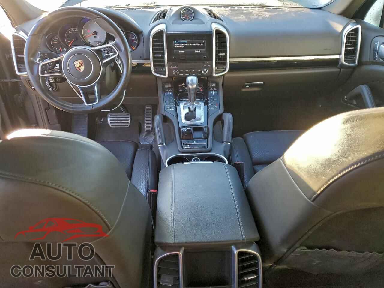 PORSCHE CAYENNE 2017 - WP1AB2A23HLA53617