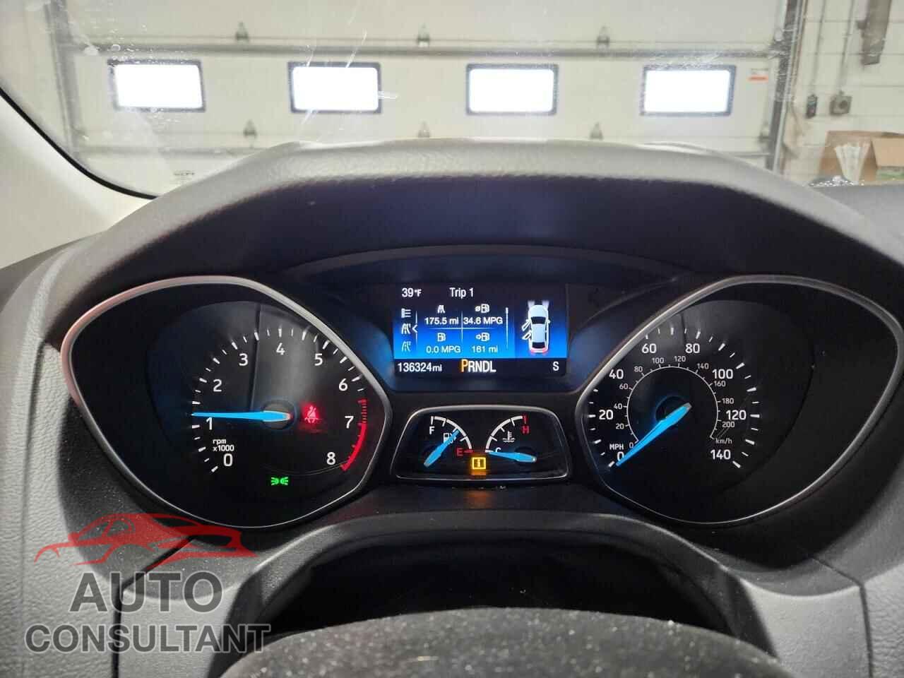 FORD FOCUS 2017 - 1FADP3F29HL295980