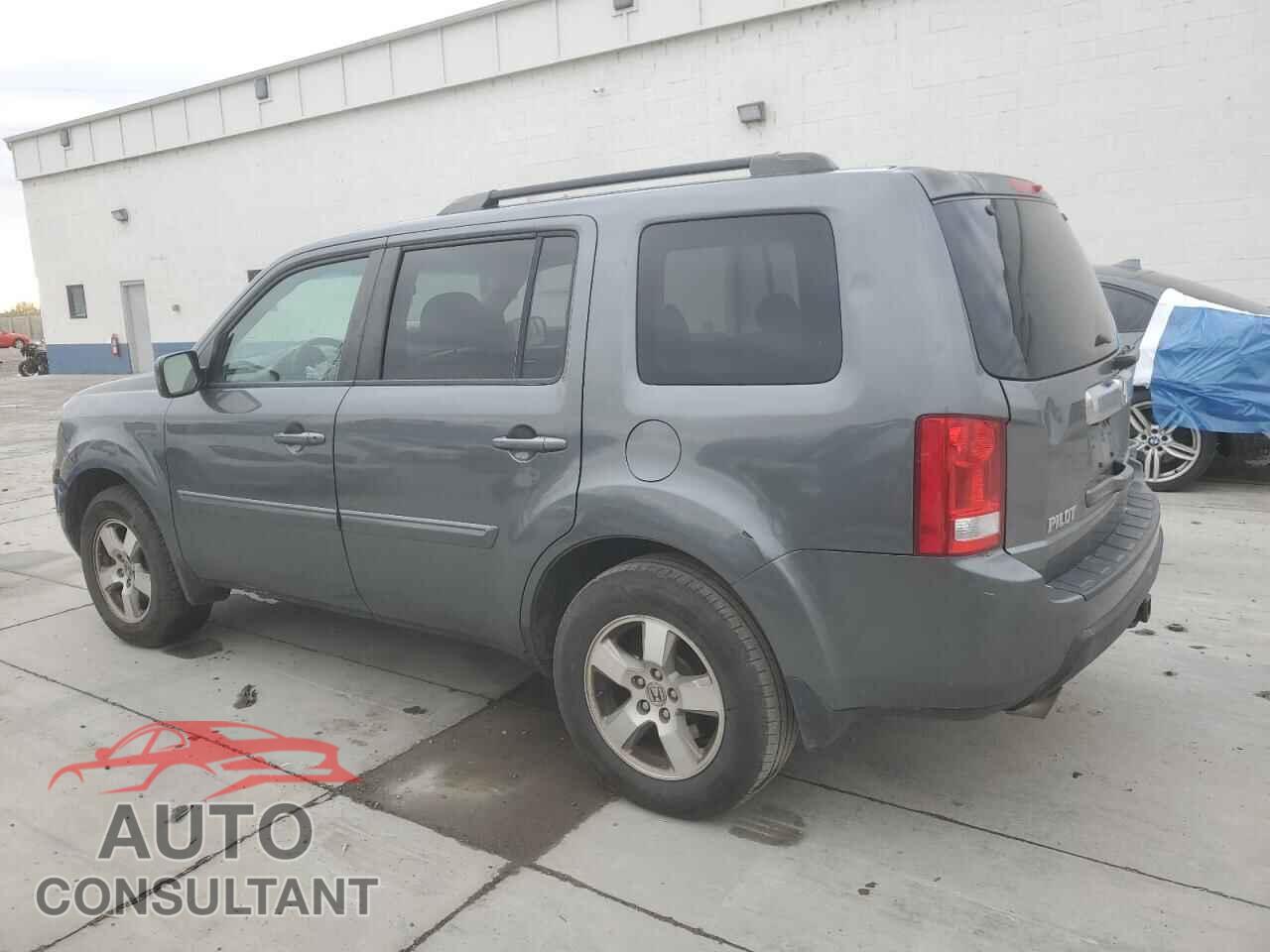 HONDA PILOT 2011 - 5FNYF4H44BB089737