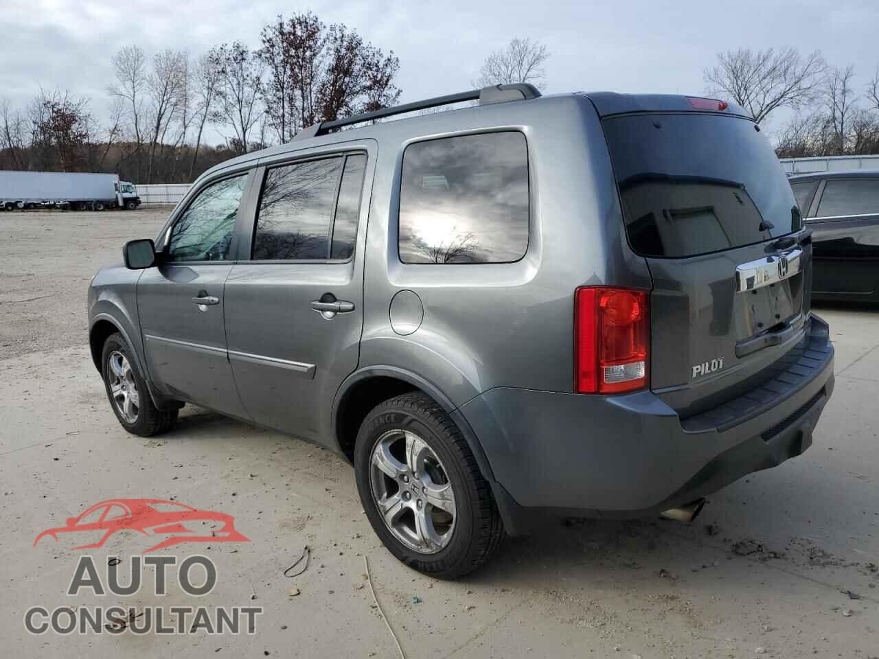 HONDA PILOT 2012 - 5FNYF4H45CB045537