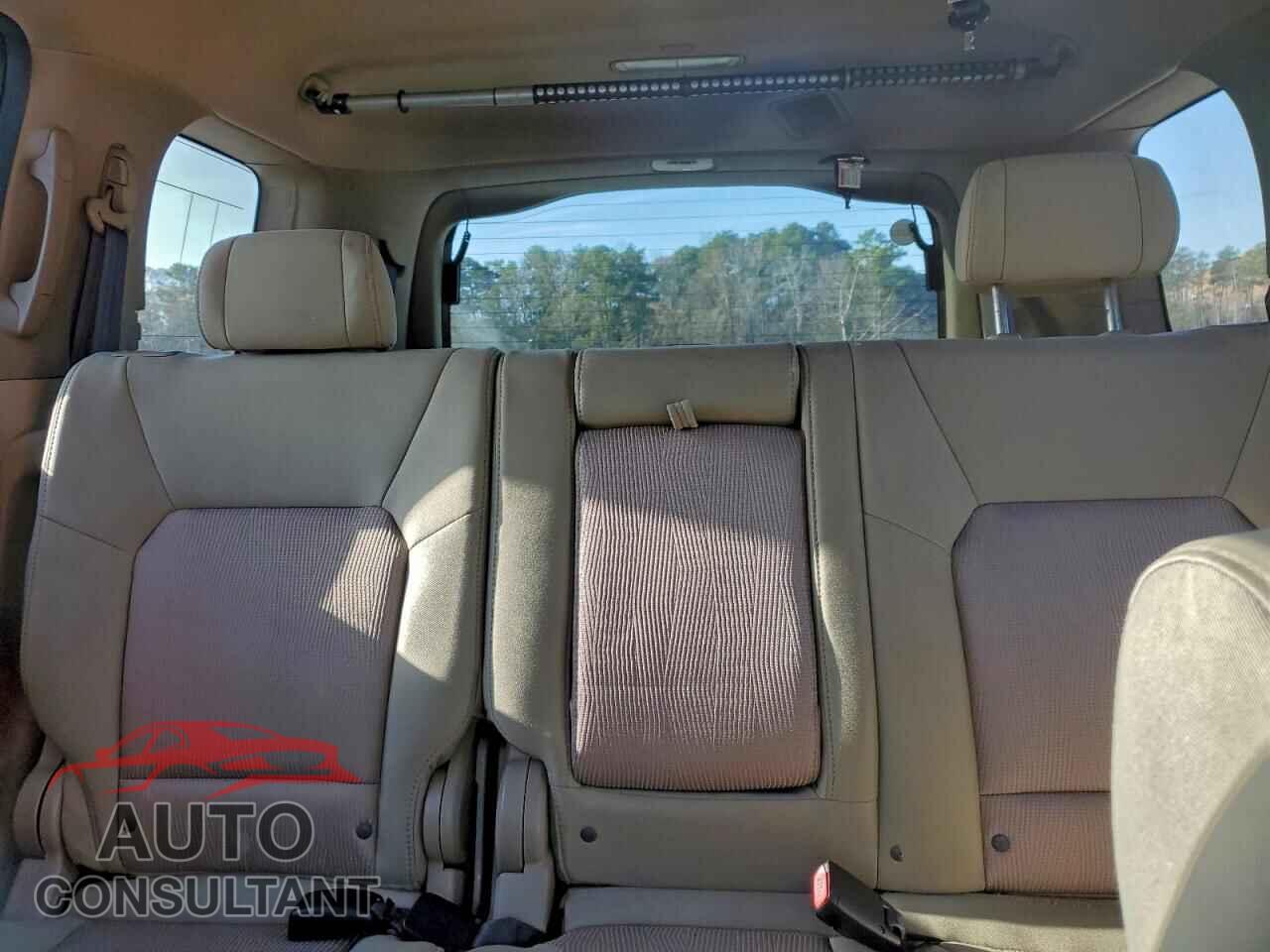 HONDA PILOT 2011 - 5FNYF3H46BB037455