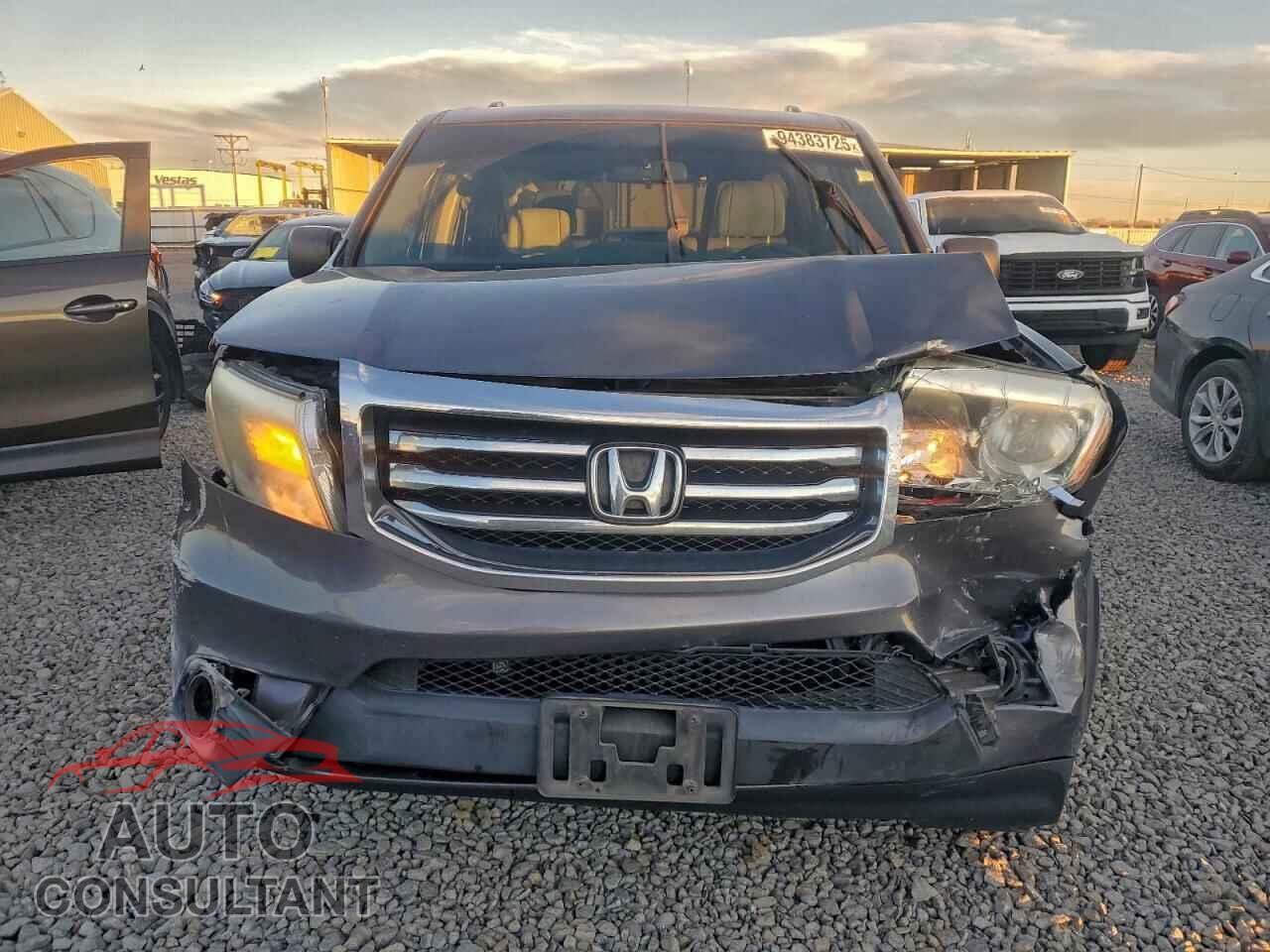 HONDA PILOT 2015 - 5FNYF4H29FB042773