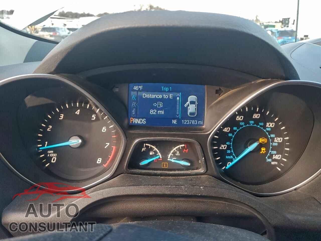 FORD ESCAPE 2015 - 1FMCU0F72FUC42663