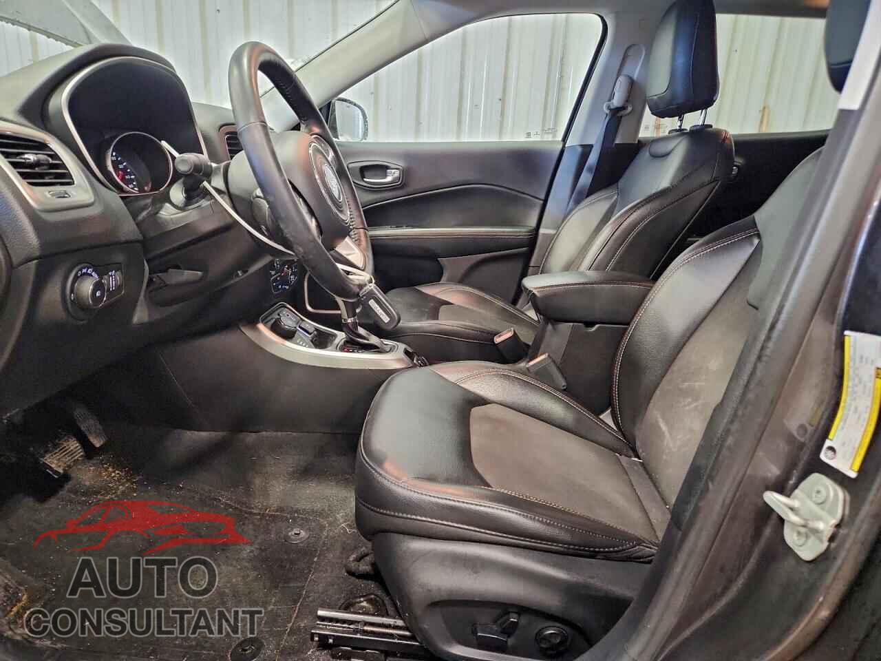 JEEP COMPASS 2020 - 3C4NJDBB2LT149168
