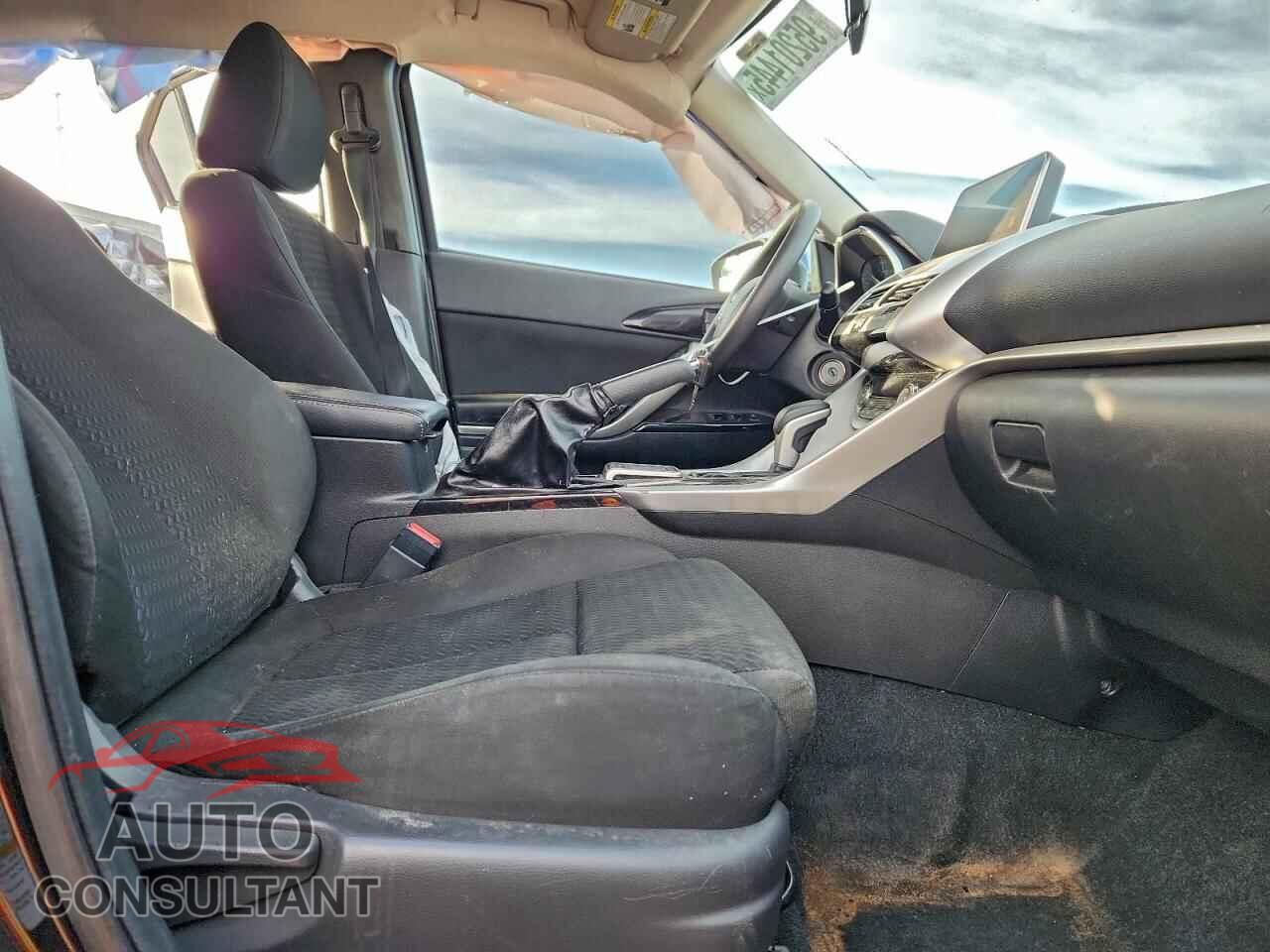 MITSUBISHI ECLIPSE 2019 - JA4AT4AA6KZ011524