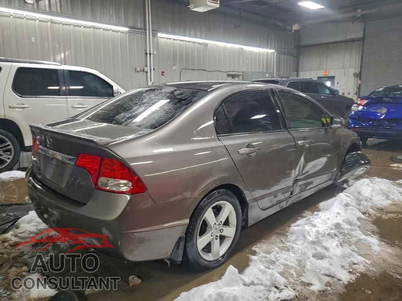 HONDA CIVIC 2011 - 19XFA1F64BE001946