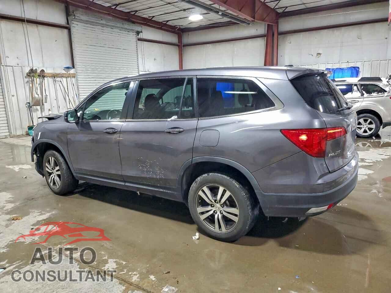 HONDA PILOT 2017 - 5FNYF6H35HB036170