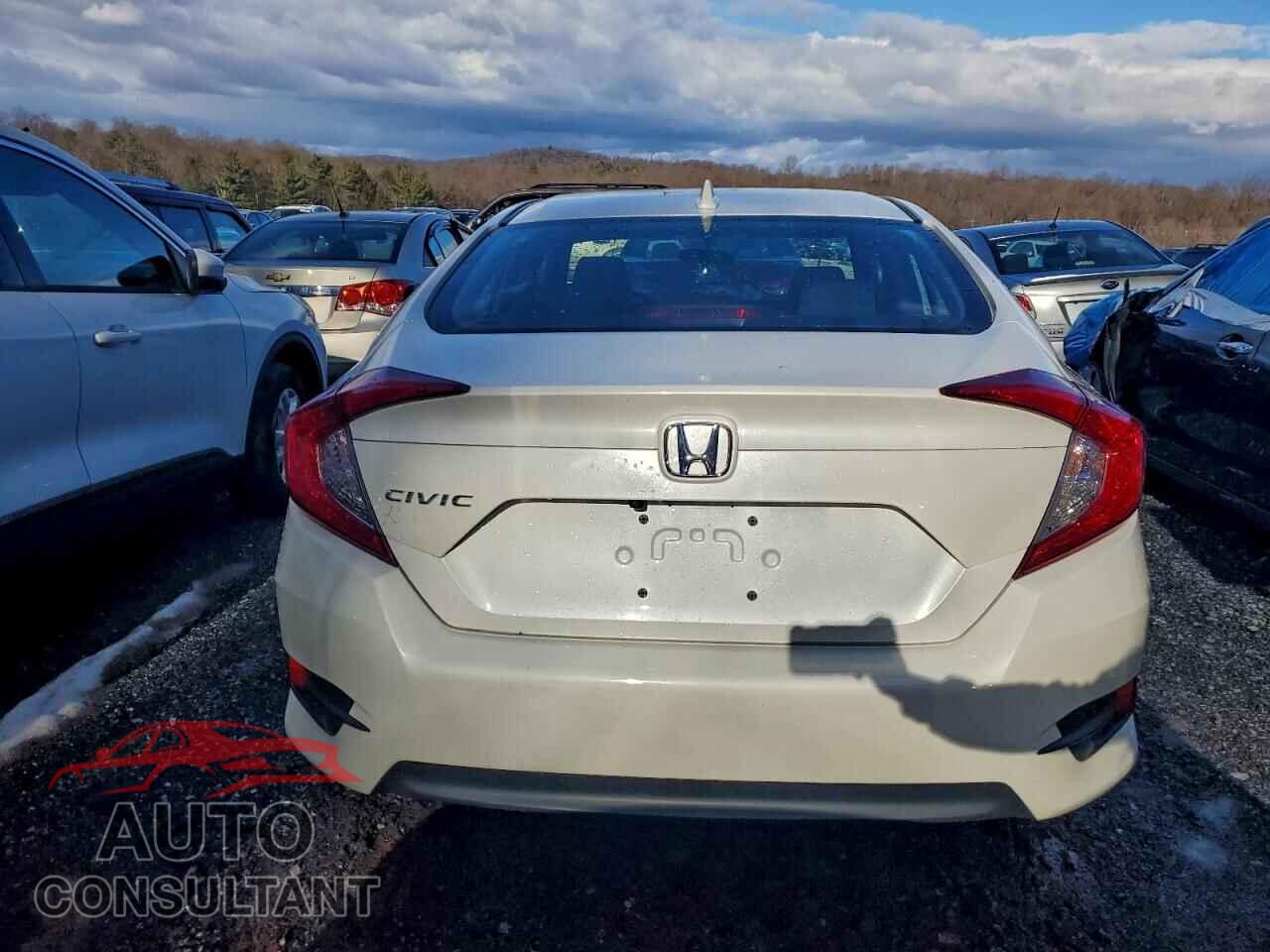 HONDA CIVIC 2018 - 2HGFC2F77JH554345