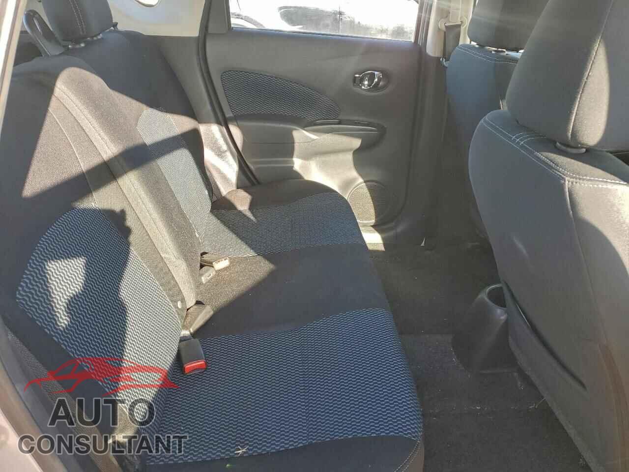 NISSAN VERSA 2017 - 3N1CE2CP8HL368074