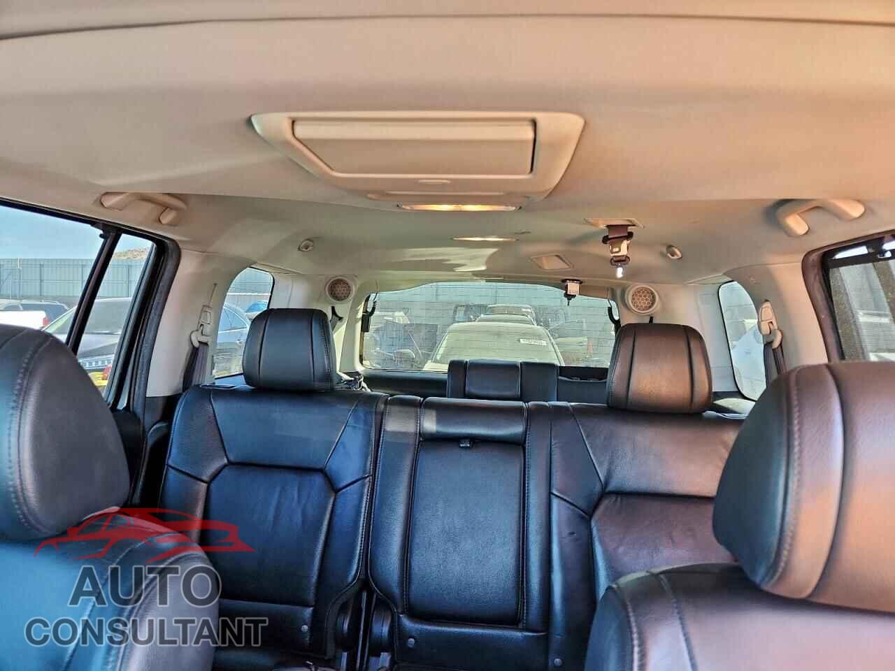 HONDA PILOT 2013 - 5FNYF4H93DB030855