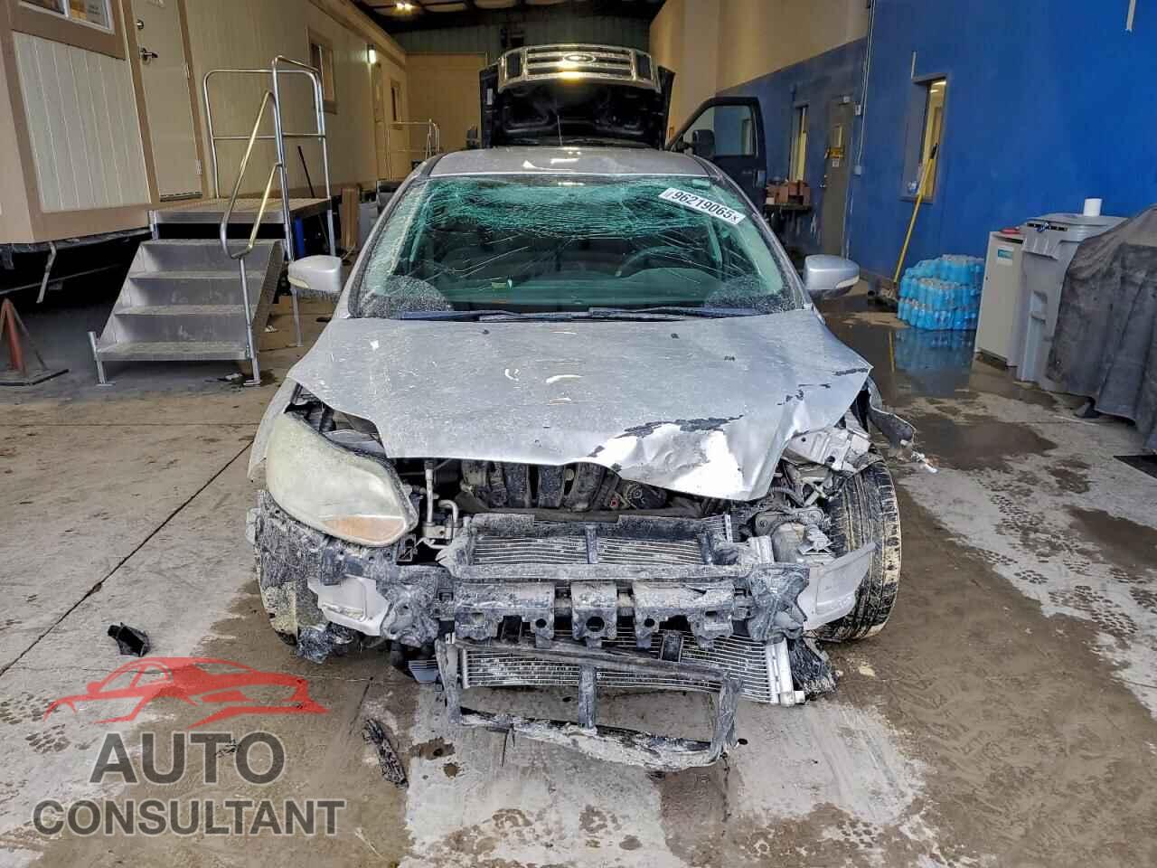 FORD FOCUS 2014 - 1FADP3K25EL356193
