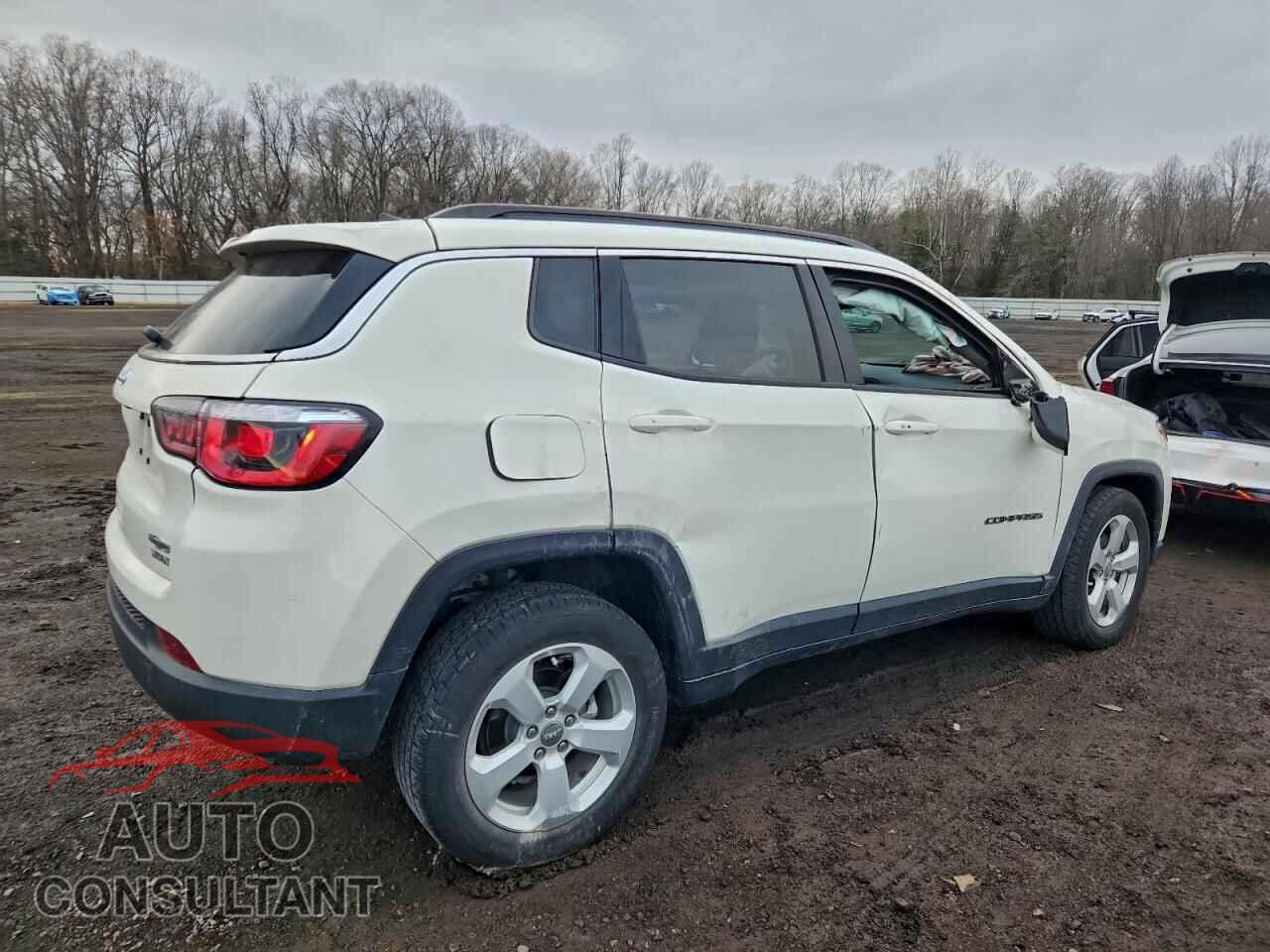 JEEP COMPASS 2018 - 3C4NJDBB9JT485087