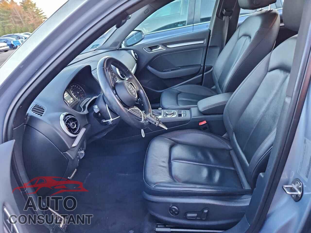 AUDI A3 2017 - WAUB8GFF5H1018406