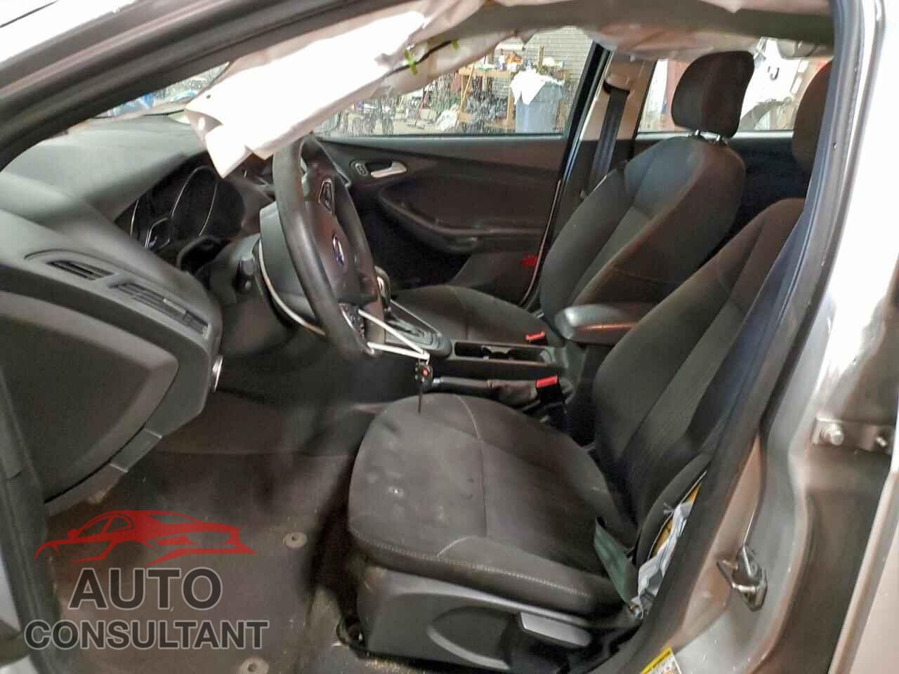 FORD FOCUS 2017 - 1FADP3K20HL216122