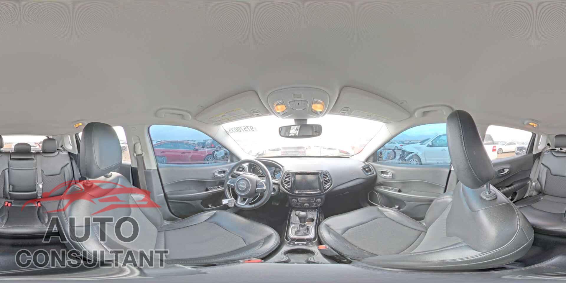 JEEP COMPASS 2018 - 3C4NJDBB1JT304323