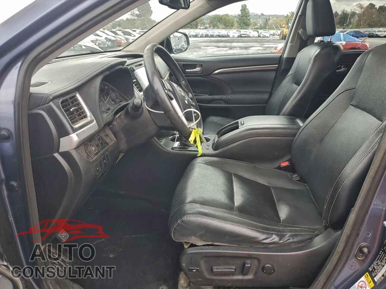 TOYOTA HIGHLANDER 2014 - 5TDDKRFH3ES071341