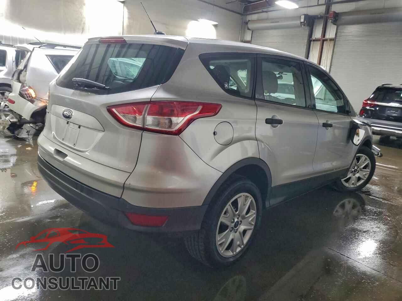 FORD ESCAPE 2013 - 1FMCU0F71DUB44463