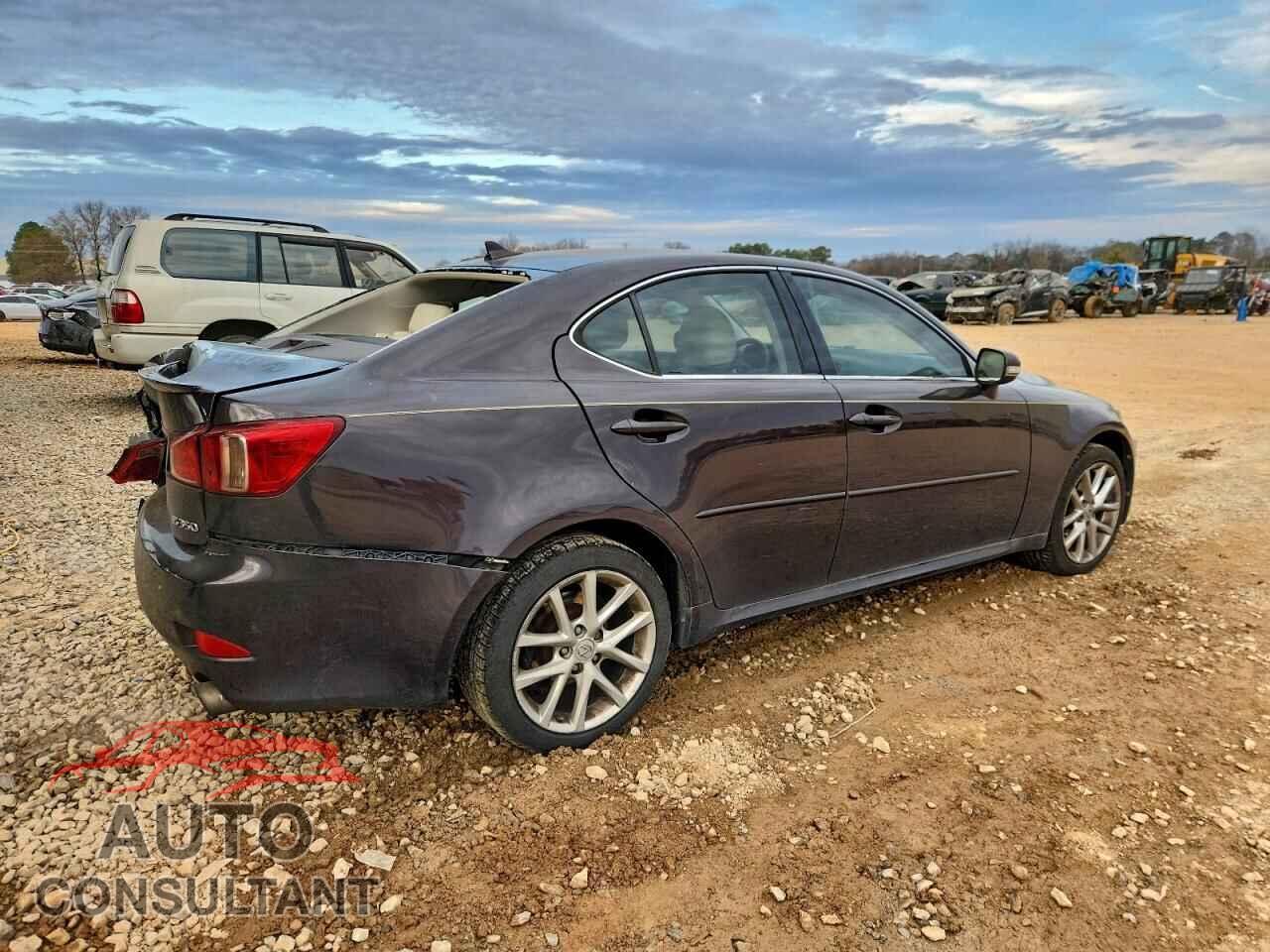 LEXUS IS 2012 - JTHCF5C25C5058438