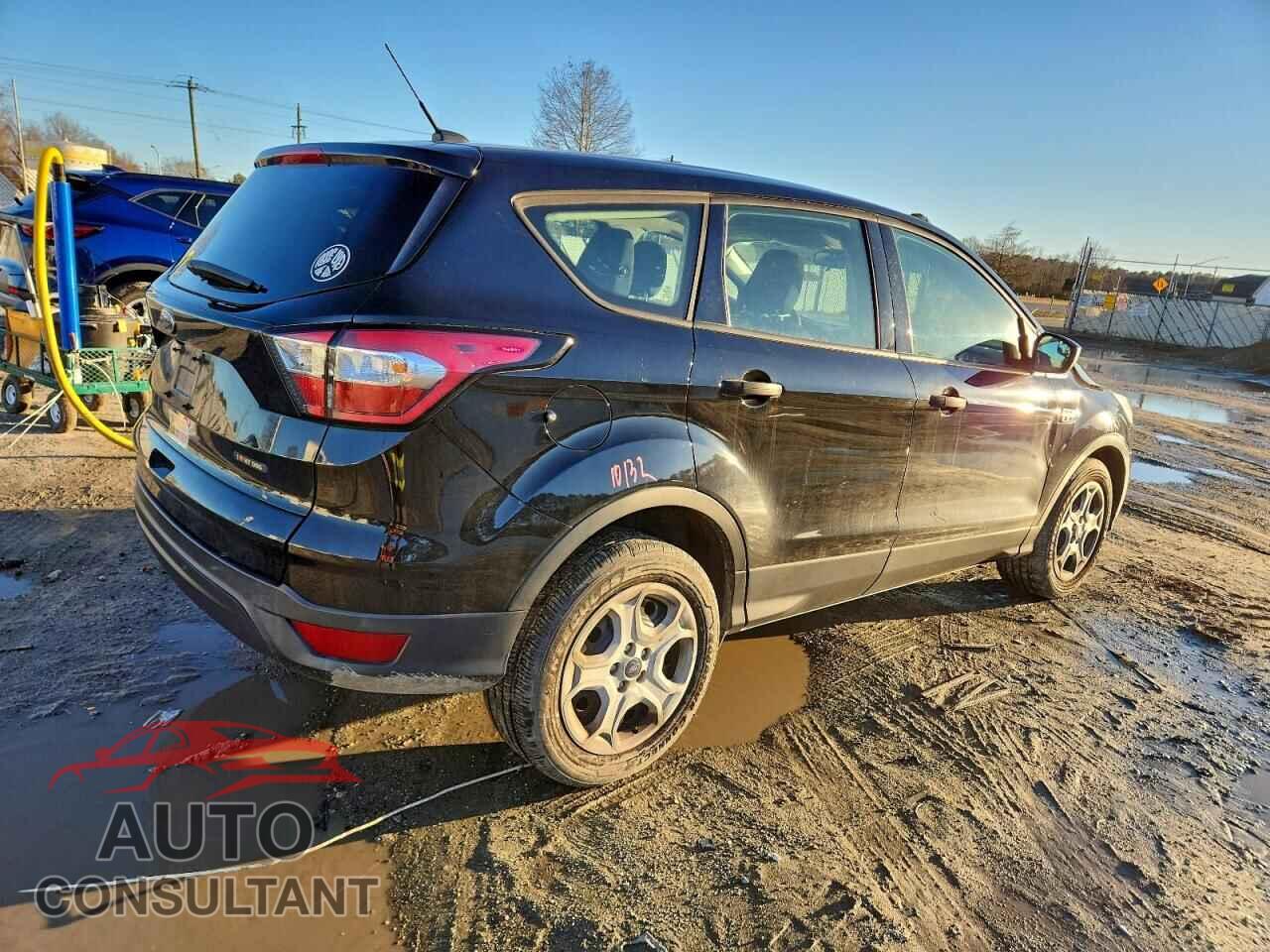 FORD ESCAPE 2018 - 1FMCU0F79JUC34505