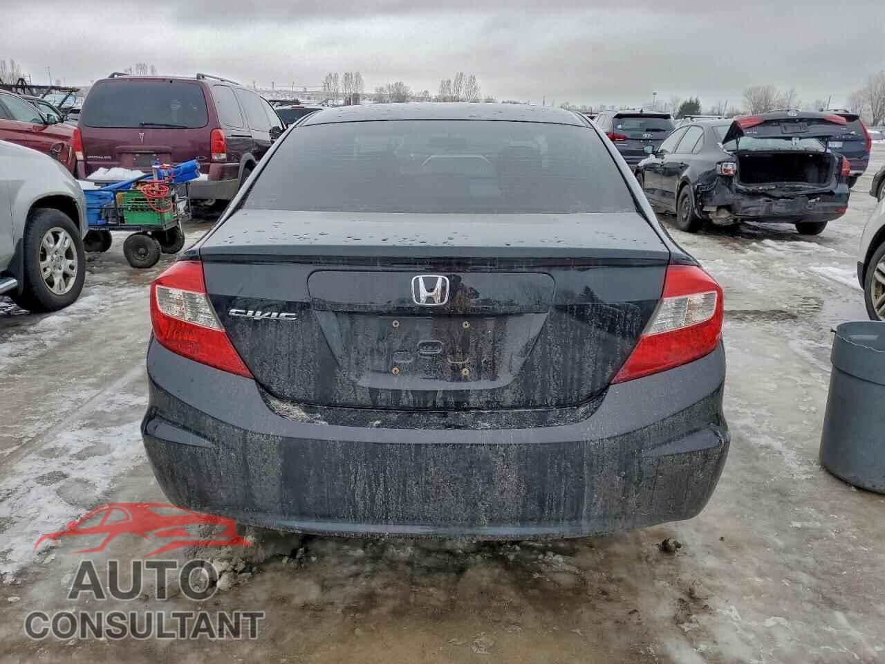 HONDA CIVIC 2012 - 2HGFB2F57CH027622