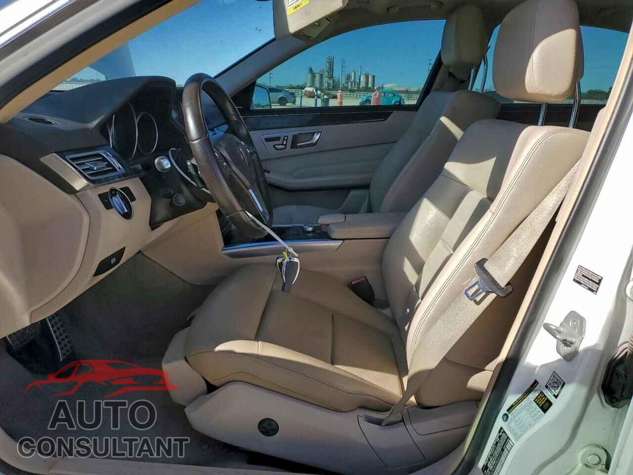 MERCEDES-BENZ E-CLASS 2015 - WDDHF5KB5FB096739
