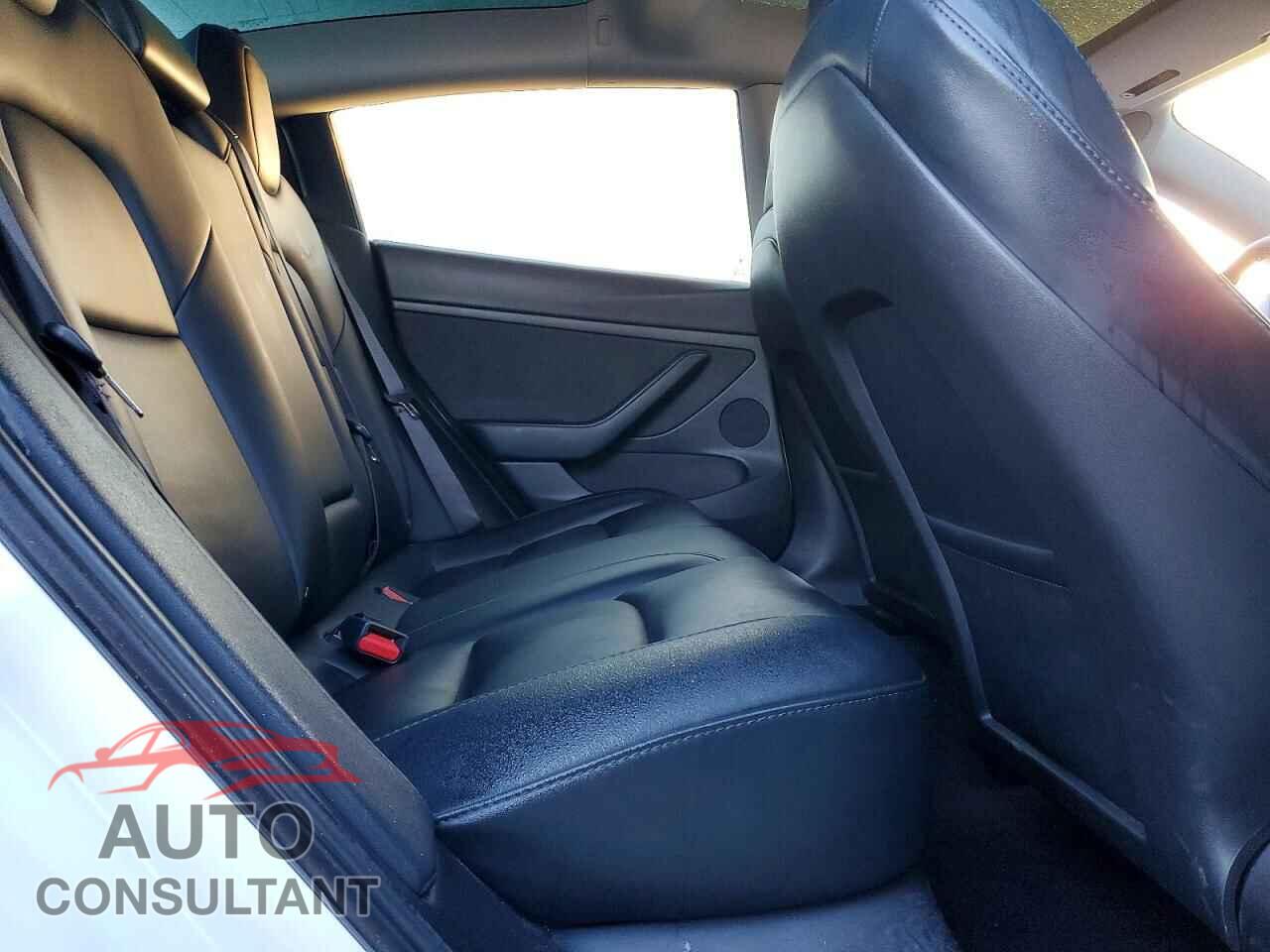 TESLA MODEL 3 2022 - 5YJ3E1EA0NF376714