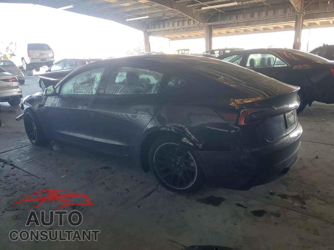 TESLA MODEL 3 2024 - 5YJ3E1EA5RF722603