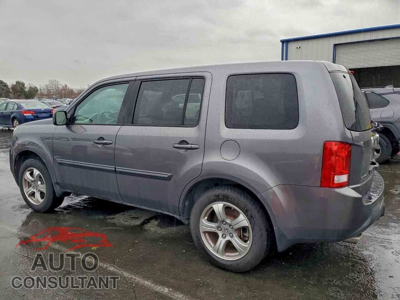 HONDA PILOT 2014 - 5FNYF4H46EB025932